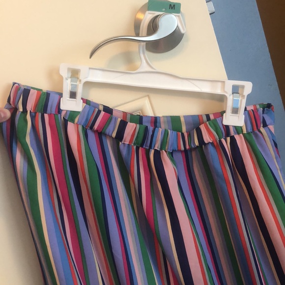 Multicolor asymmetrical skirt - Picture 3 of 8